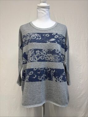 Cosy Women's Grey Pullover with Navy Floral Stripe